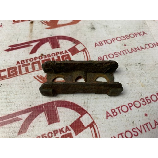 Регулятор (кронштейн) стояночного тормоза Opel Vivaro 2007-2014 91165525